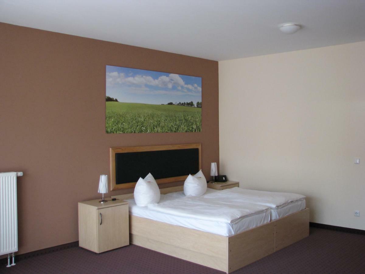 Hotel Am Heidepark Dippoldiswalde Buitenkant foto